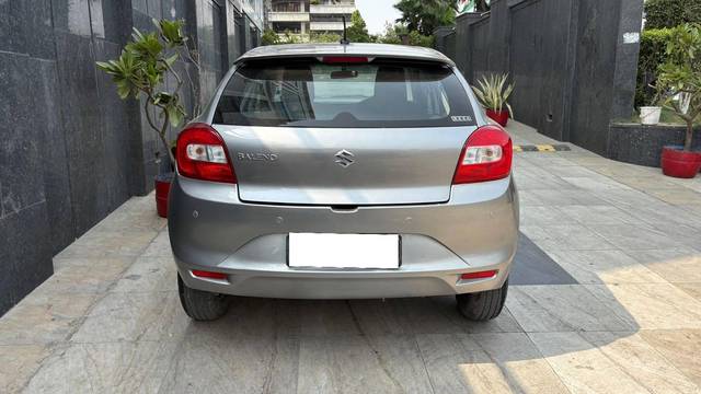 https://images10.gaadi.com/usedcar_image/4594584/original/processed_76b7ef27fe93fbc1e25ee85ecfd4d8b1.jpg?imwidth=6402