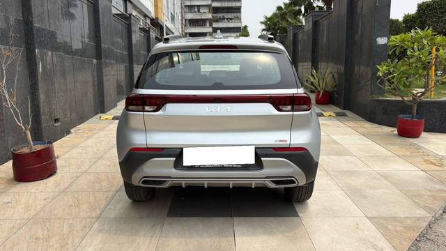 https://images10.gaadi.com/usedcar_image/4594587/original/processed_4564bba34f7ba0ff5e4bde348dfb4983.jpg?imwidth=6402