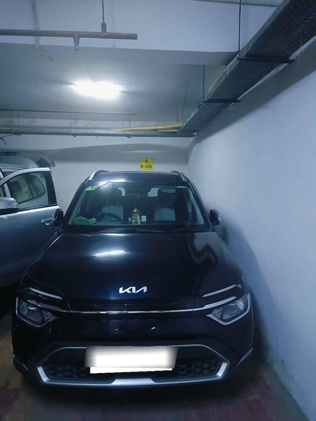 https://images10.gaadi.com/usedcar_image/4594632/original/processed_processed_6b78caf8-11b4-4b74-9a29-fdb5629fa279.jpg?imwidth=6400
