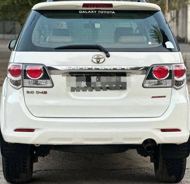 https://images10.gaadi.com/usedcar_image/4594639/original/processed_215bc46d715cfe3d7f635060f50aa127.jpg?imwidth=6401