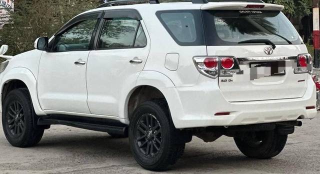 https://images10.gaadi.com/usedcar_image/4594639/original/processed_9a7d4992843b49b0fcdc40b5c9e42dde.jpg?imwidth=6402