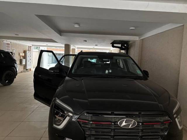 https://images10.gaadi.com/usedcar_image/4594643/original/processed_7ee46248-3240-4318-ab47-76fa91730cf7.jpeg?imwidth=6400