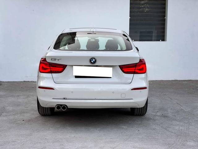 https://images10.gaadi.com/usedcar_image/4594644/original/processed_f6f25f85b5c673eac9fe5e78edb2a3f3.jpg?imwidth=6402