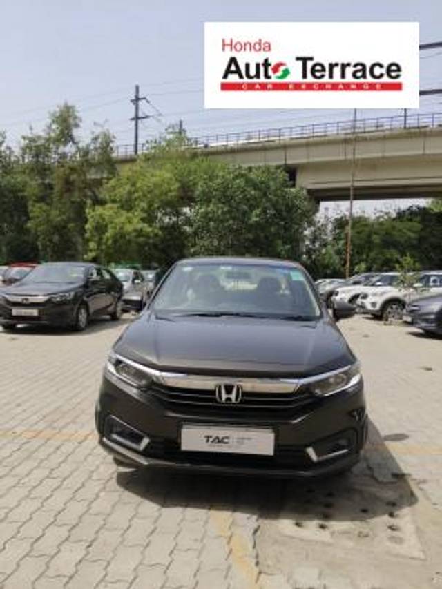 https://images10.gaadi.com/usedcar_image/4594652/original/12c0016607a998673b36574dc8c1d005.jpeg?imwidth=6400