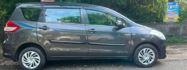 https://images10.gaadi.com/usedcar_image/4594654/original/processed_90afb6d0c2e91687f21ea3063037176e.jpg?imwidth=6402