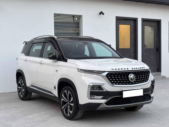 https://images10.gaadi.com/usedcar_image/4594655/original/processed_64deb2ae6d7a86a31207f25ffebc0dab.jpg?imwidth=6400