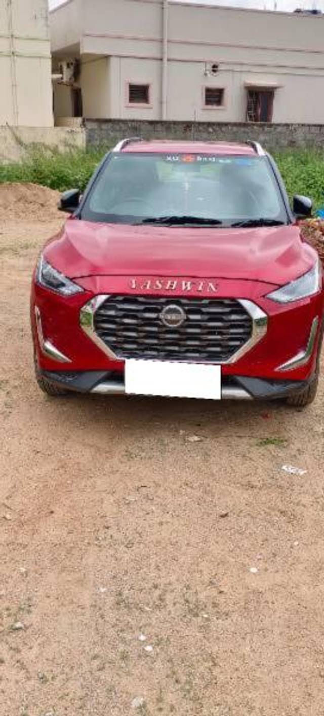 https://images10.gaadi.com/usedcar_image/4594693/original/processed_629af6b4-3c04-44aa-964e-2641375fa135.jpg?imwidth=6400
