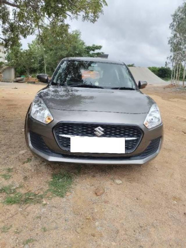 https://images10.gaadi.com/usedcar_image/4594695/original/processed_4fa97e38-a62d-4010-a04a-94b0933f368a.jpg?imwidth=6400