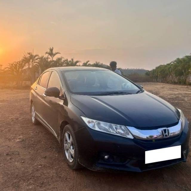 https://images10.gaadi.com/usedcar_image/4594709/original/processed_37011e66-b9fe-48ca-8a75-4e6d1e692f4d.jpeg?imwidth=6400