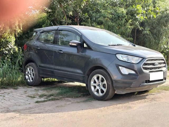 https://images10.gaadi.com/usedcar_image/4594720/original/processed_4f9cce4aa2fc35279c7891fc65197634.jpg?imwidth=6400