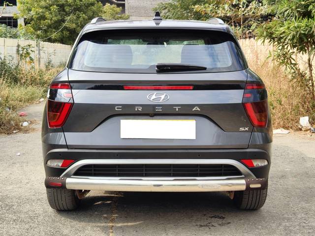 https://images10.gaadi.com/usedcar_image/4594723/original/processed_a0989d1b474336f589baf55c543fdad6.jpg?imwidth=6402
