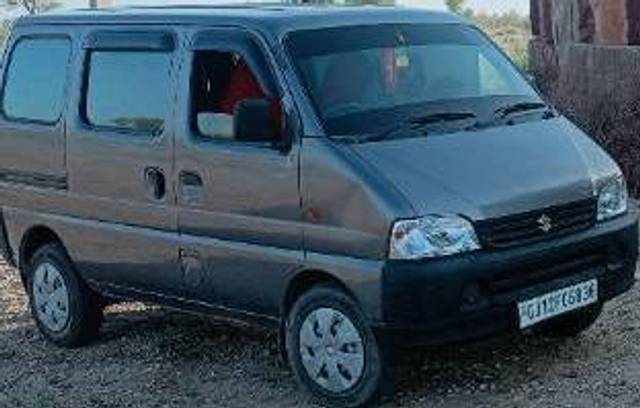 https://images10.gaadi.com/usedcar_image/4594764/original/processed_b7f02b3b-7c59-4ed7-8c32-6003f73d9e88.jpg?imwidth=6400