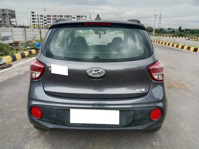 https://images10.gaadi.com/usedcar_image/4594769/original/processed_4f9c5d64d1de41325a3a317f693312d5.jpg?imwidth=6402