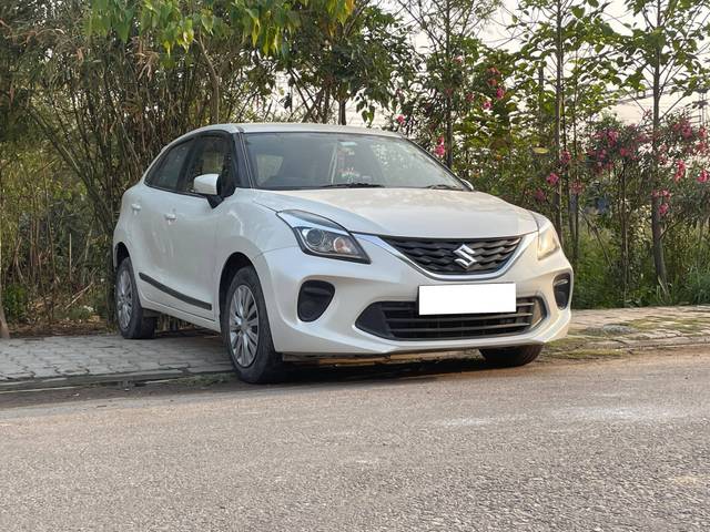 https://images10.gaadi.com/usedcar_image/4594804/original/processed_d7a2e0c887512c5e4c0a2f1666d39c5b.jpg?imwidth=6400