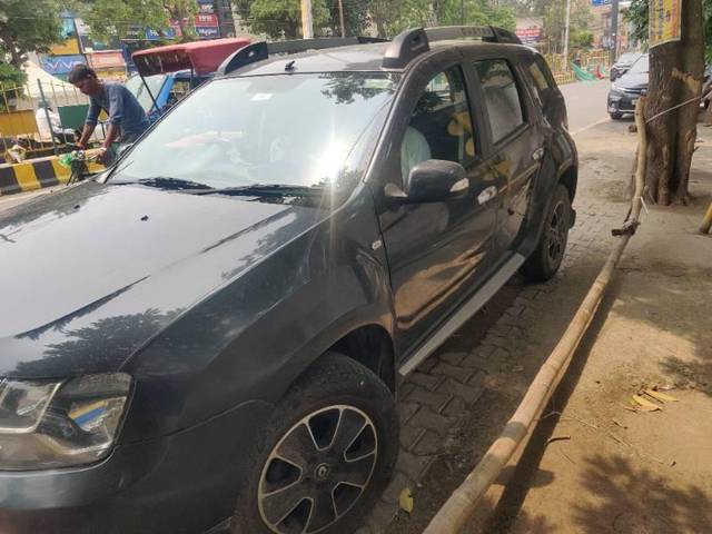 https://images10.gaadi.com/usedcar_image/4594825/original/processed_6e334751-0b09-45c7-b386-3c2db2f1920f.jpg?imwidth=6400