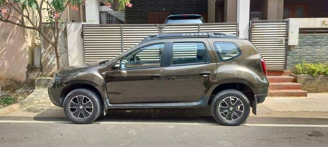 https://images10.gaadi.com/usedcar_image/4594832/original/processed_8dbfba56ffc5f3e21e4c5eecfd6ae939.jpg?imwidth=6400