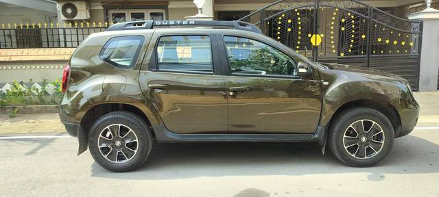 https://images10.gaadi.com/usedcar_image/4594832/original/processed_c026cfa1212e44003ef2d14d7b5f50a4.jpg?imwidth=6401