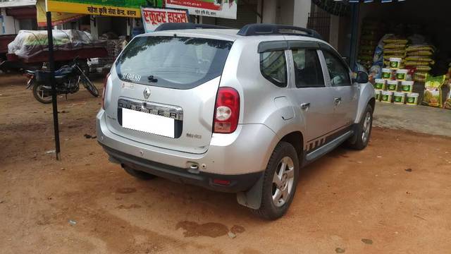 https://images10.gaadi.com/usedcar_image/4594835/original/processed_dc443f0f-1d11-4576-8e63-c533edb4e43a.jpg?imwidth=6402