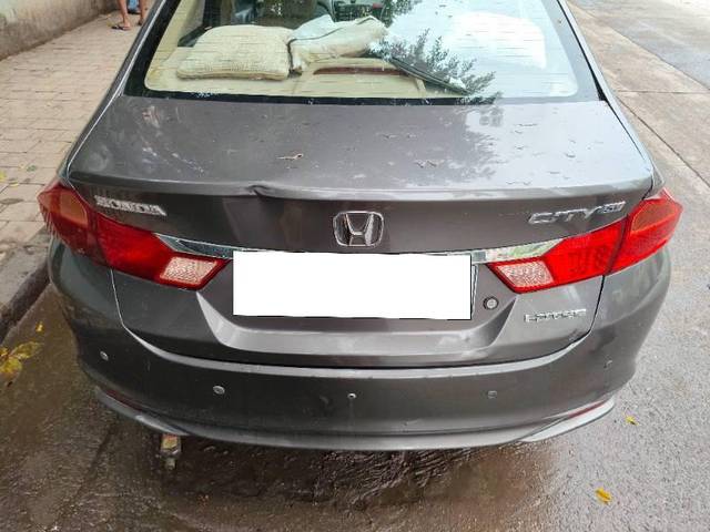 https://images10.gaadi.com/usedcar_image/4594836/original/processed_94cef999-6fb8-4ffb-bf6c-9c9a9db9f2cf.jpg?imwidth=6401