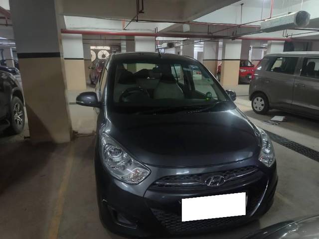 https://images10.gaadi.com/usedcar_image/4594903/original/processed_6a0d5440-6386-4a61-9a56-70a4ff7715df.jpg?imwidth=6400