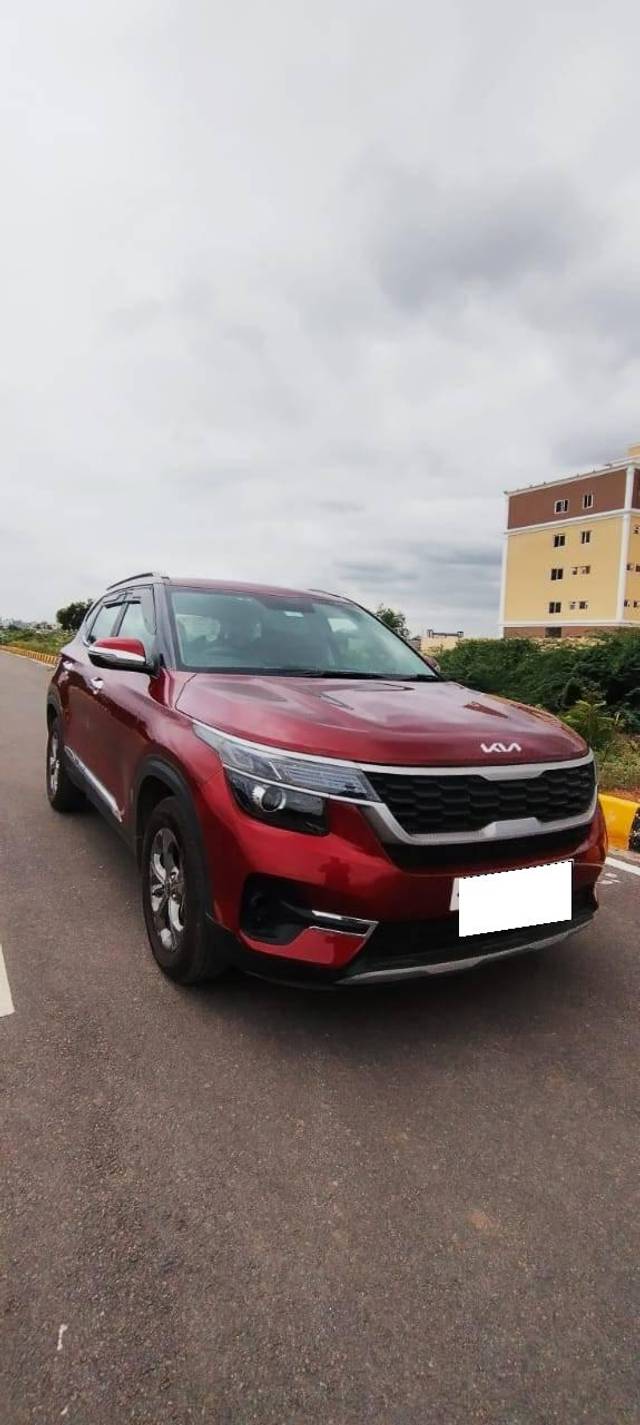 https://images10.gaadi.com/usedcar_image/4594911/original/processed_aaba7db0832b574fe57d9b307cb633ba.jpg?imwidth=6400