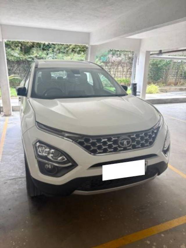 https://images10.gaadi.com/usedcar_image/4594914/original/processed_1b86dee3-526a-4bda-9255-e0ab0e79d062.jpeg?imwidth=6400