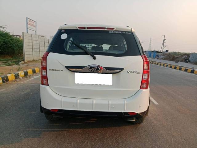 https://images10.gaadi.com/usedcar_image/4594926/original/processed_548fce9994edb3c469c3e0d9bcf79a31.jpg?imwidth=6401