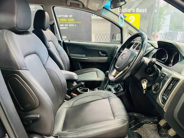 https://images10.gaadi.com/usedcar_image/4594943/original/c8c69f1c2e4b0e418fb21f2f57c28c79.jpg?imwidth=6402