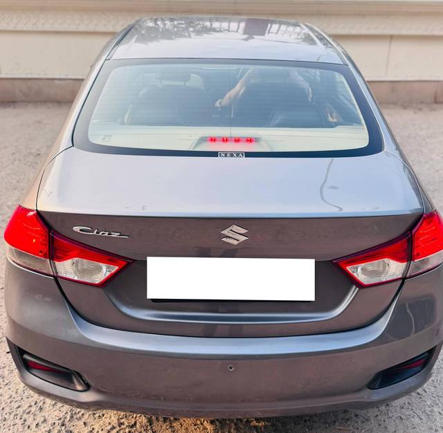 https://images10.gaadi.com/usedcar_image/4594951/original/processed_a07390ff1691457d84e222d0031653b5.jpg?imwidth=6402