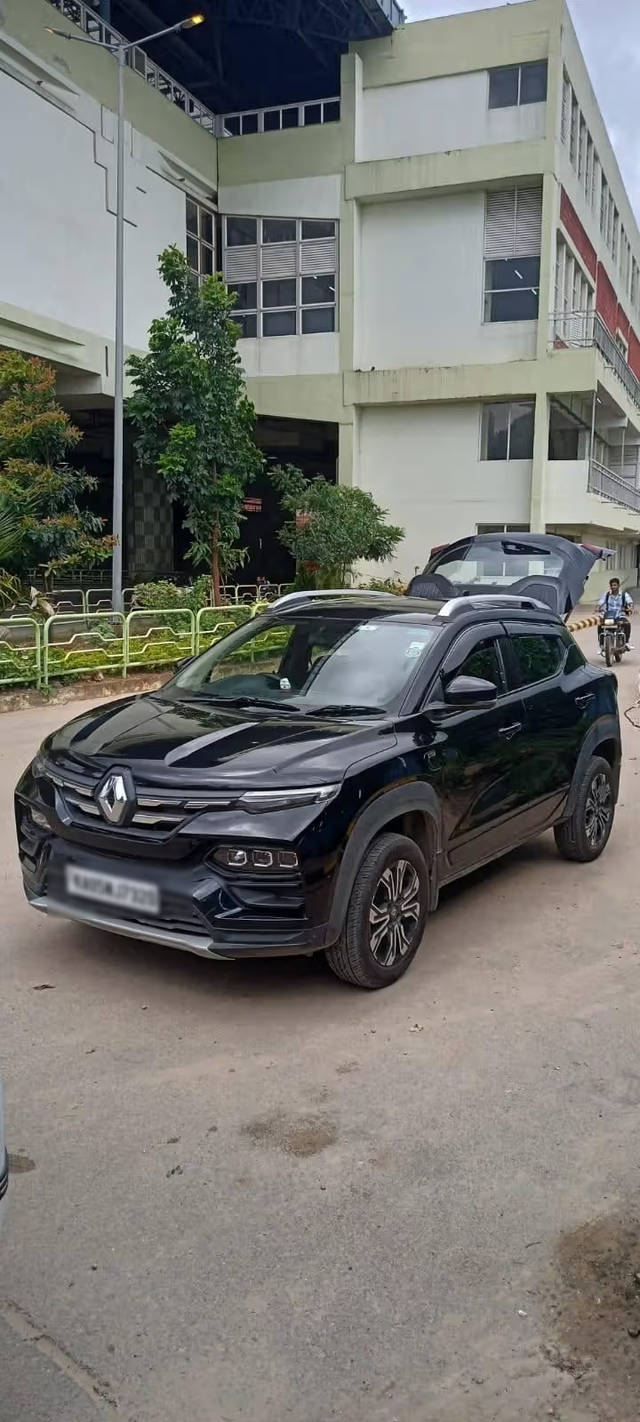 https://images10.gaadi.com/usedcar_image/4594967/original/38bc96b5-27e4-4d84-ab38-2e686a905812.png?imwidth=6400