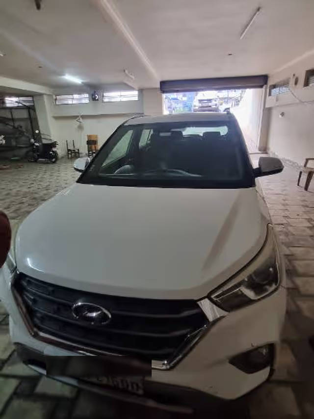 https://images10.gaadi.com/usedcar_image/4595004/original/16946fa6-81ee-4f02-9bac-e72dd9a54e7c.png?imwidth=6400