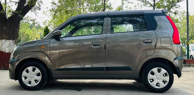 https://images10.gaadi.com/usedcar_image/4595016/original/1a34f8d59447809687100a17cd3e532f.jpg?imwidth=6402