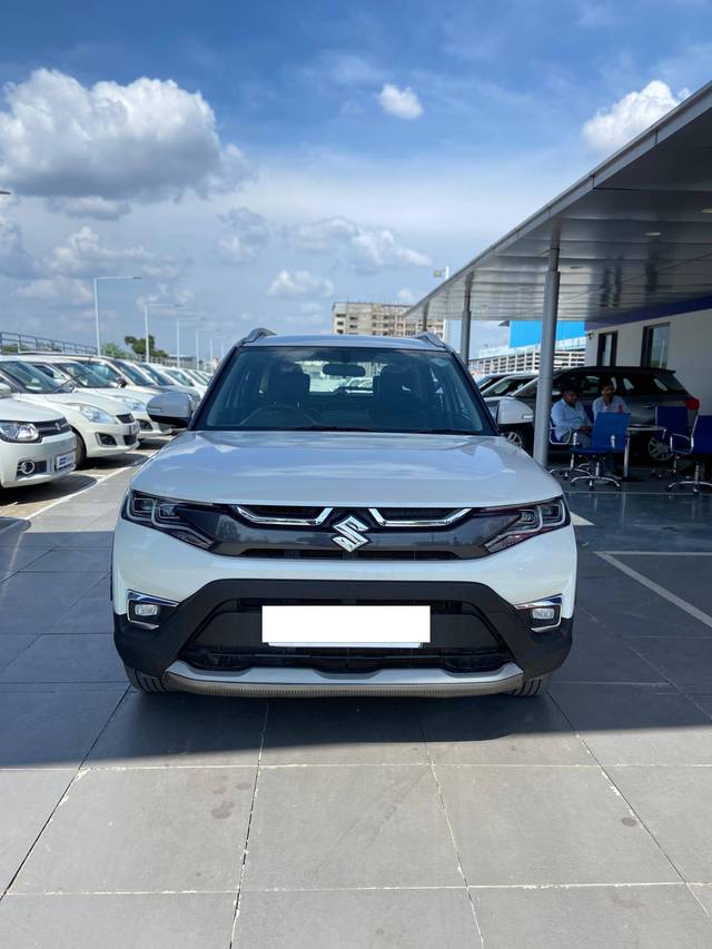 https://images10.gaadi.com/usedcar_image/4595036/original/processed_fb6a7271a284fd09ca2c82f0f17da193.jpg?imwidth=6400