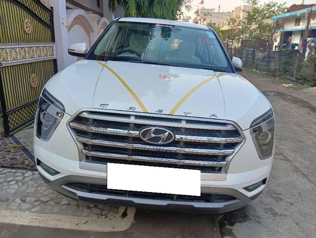 https://images10.gaadi.com/usedcar_image/4595061/original/processed_268fef7f-94ac-40c4-89ca-fa8dca6e4e57.jpg?imwidth=6400