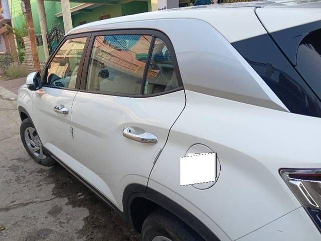 https://images10.gaadi.com/usedcar_image/4595061/original/processed_3657a0a7-17b9-4ad6-a013-390a4f04bc73.jpg?imwidth=6402