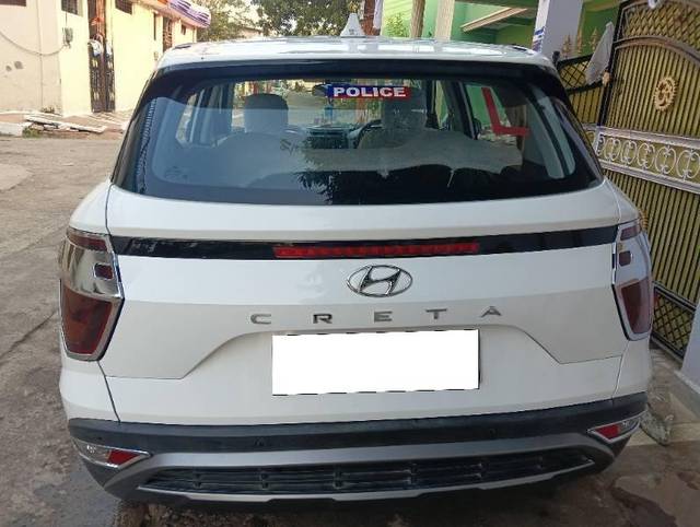 https://images10.gaadi.com/usedcar_image/4595061/original/processed_5c847628-2bb5-4a2c-b2a8-5ea091690500.jpg?imwidth=6401