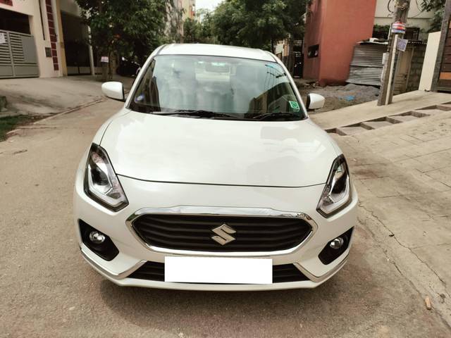 https://images10.gaadi.com/usedcar_image/4595071/original/processed_3bb59693a13316b9b8fecce9e544c364.jpg?imwidth=6400