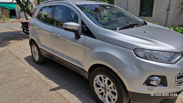 https://images10.gaadi.com/usedcar_image/4595086/original/processed_c34cfbaf-709b-4a28-8def-c6d305911550.jpg?imwidth=6401