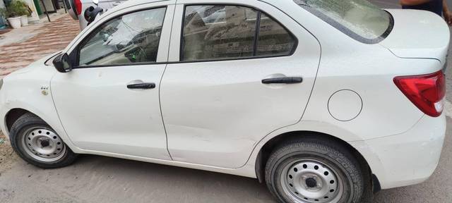 https://images10.gaadi.com/usedcar_image/4595091/original/processed_processed_bfd05be2-69b4-45ee-93cd-87e91e97c408.jpg?imwidth=6402