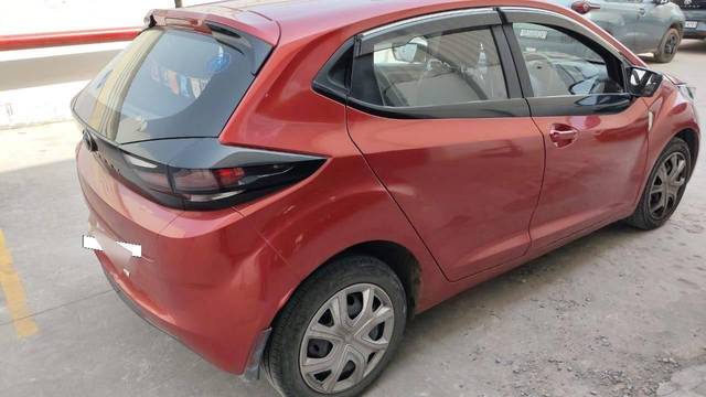 https://images10.gaadi.com/usedcar_image/4595092/original/processed_processed_3834a5e2-eb78-4d38-a772-c7f78e50d19b.jpg?imwidth=6400