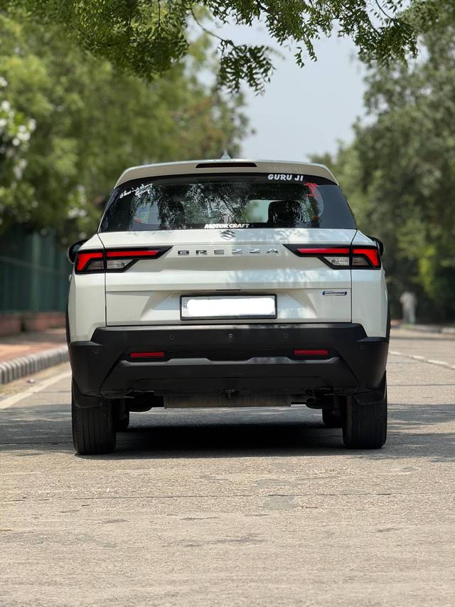 https://images10.gaadi.com/usedcar_image/4595150/original/processed_4fff6736d270e1c26c06d7aa8caffce1.jpg?imwidth=6402