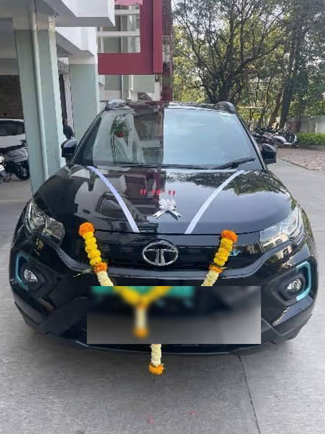 https://images10.gaadi.com/usedcar_image/4595164/original/34bb41f7-7c96-4156-9198-08b8ec89fb54.png?imwidth=6401
