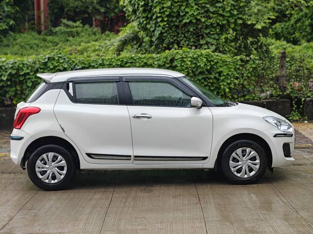 https://images10.gaadi.com/usedcar_image/4595186/original/4416e79774d1470f437f4de30420a192.jpg?imwidth=6401
