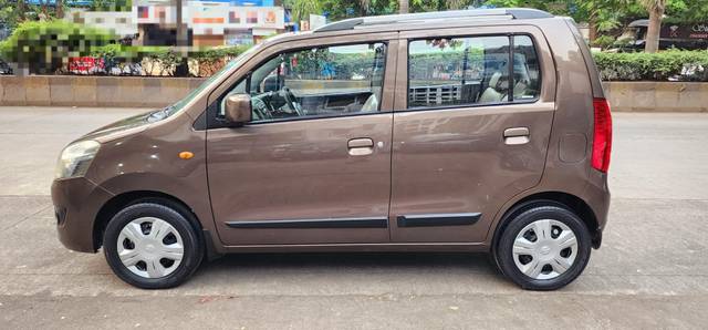 https://images10.gaadi.com/usedcar_image/4595197/original/processed_3e833b684353f9fae301171e1dbb4130.jpg?imwidth=6401