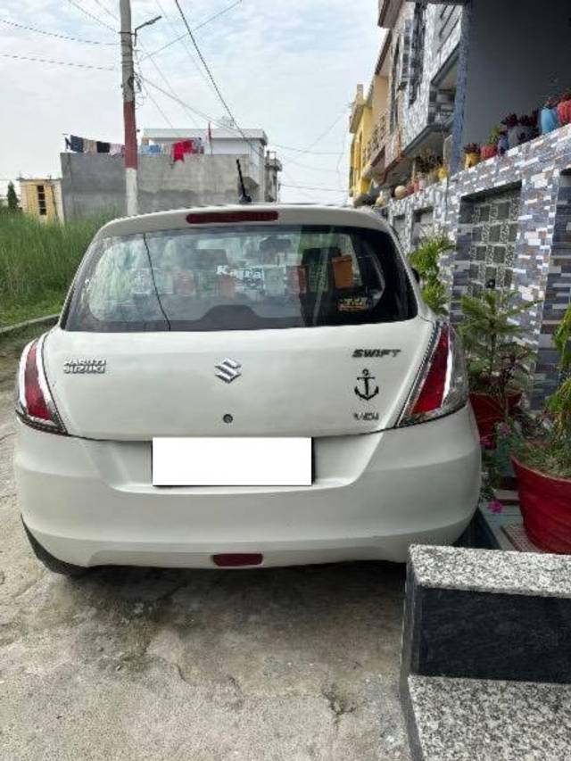 https://images10.gaadi.com/usedcar_image/4595202/original/processed_14dbff80-2512-4077-8c4d-287a22fe55be.jpg?imwidth=6400