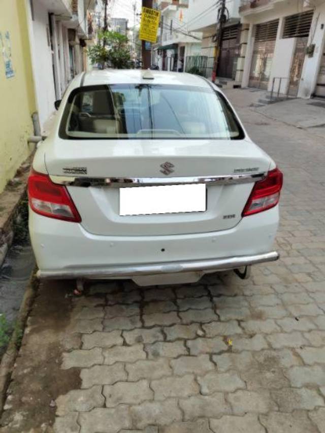 https://images10.gaadi.com/usedcar_image/4595216/original/processed_43bed3d6-5ddf-4eba-af03-4758095d1fb5.jpg?imwidth=6401
