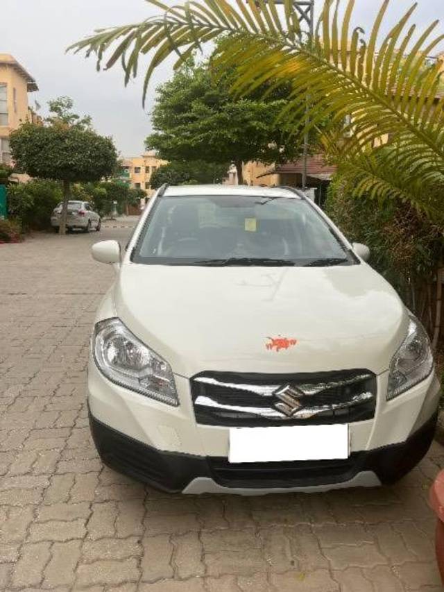 https://images10.gaadi.com/usedcar_image/4595219/original/processed_4b0a0b6c-3460-406e-9558-62c2f4f22bb4.jpeg?imwidth=6400