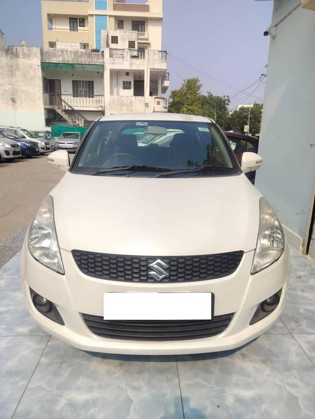 https://images10.gaadi.com/usedcar_image/4595230/original/processed_1621d067724f5eede646f4d2ad8d731f.jpg?imwidth=6400