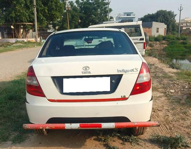 https://images10.gaadi.com/usedcar_image/4595232/original/processed_db0a18fa-956e-42c1-b720-cef7f96973be.jpg?imwidth=6400