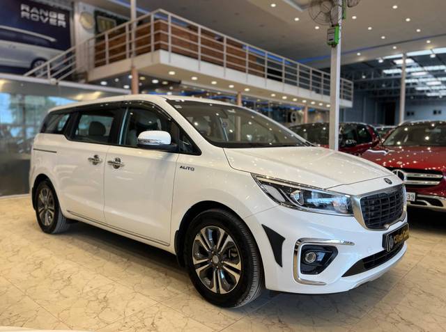 https://images10.gaadi.com/usedcar_image/4595308/original/processed_d44e15520b361ef218d0d19e845ba519.jpg?imwidth=6400